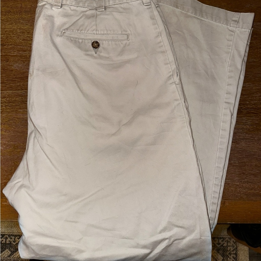 Men’s Khaki Pants